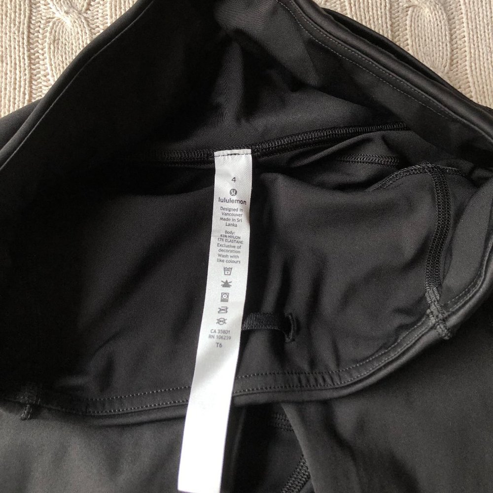 Lululemon Fast and Free Short 10'' Cool - Picture 4 of 7